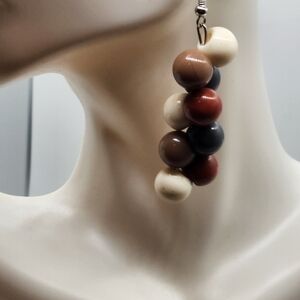 Chic Beaded Drop Earrings in Earth Tones